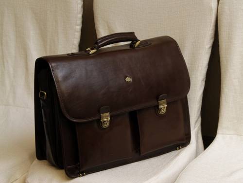 98eec7f7104e55b24b51f12731176259