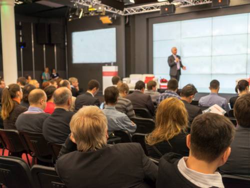 C06018a364e6a332a456eb45741bcb0b