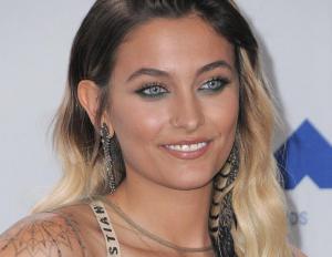 82d233fcb772b3986693b76bb583c7b1